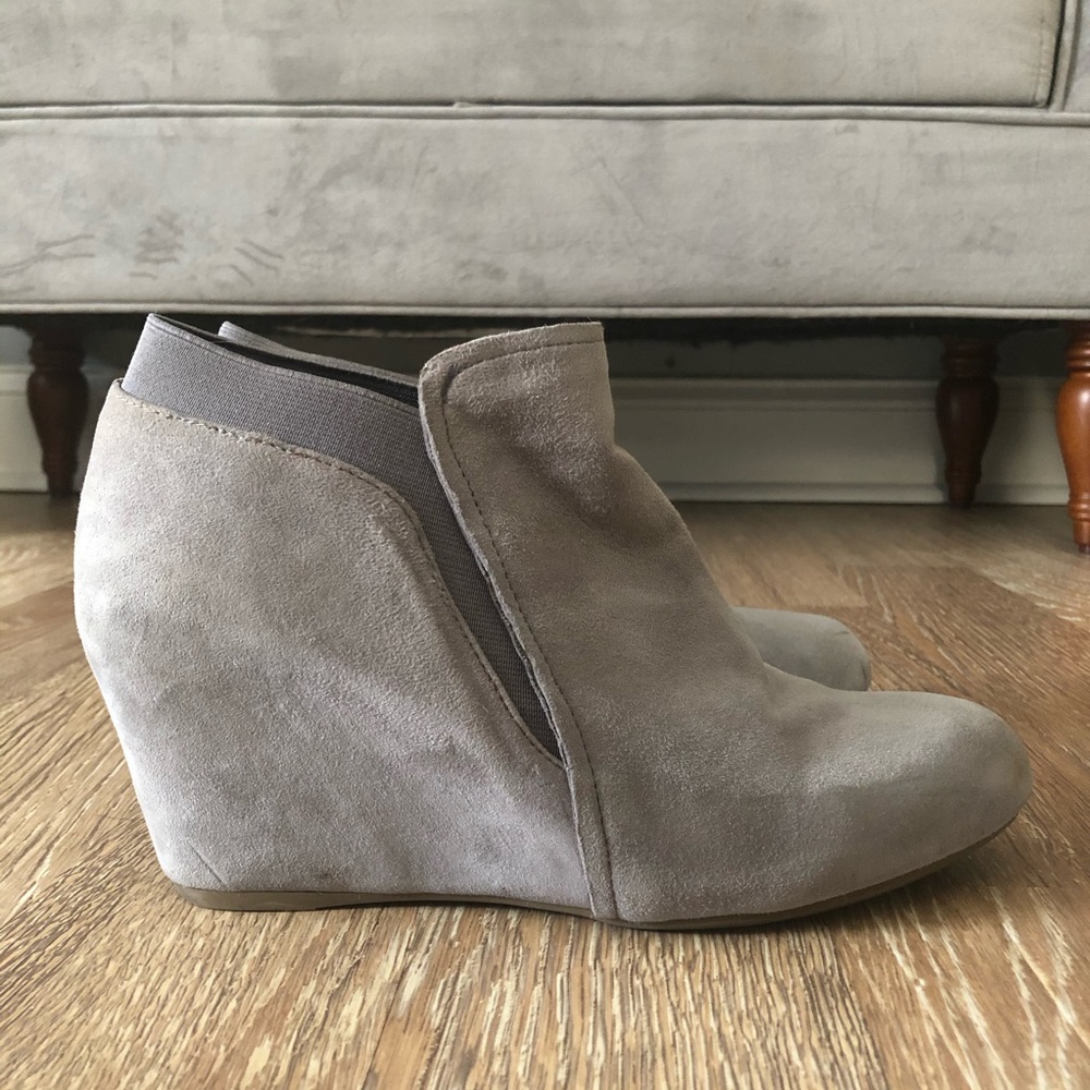 Kenneth Cole Grey Wedge Booties